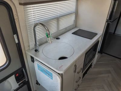 2026 Thor Motor Coach GEMINI TRIP - Photo 9