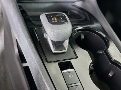 2024 Nissan Rogue — photo 16 view