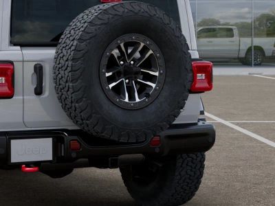 2026 Jeep Wrangler — photo 13 view