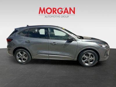 2023 Ford Escape — photo 8 view