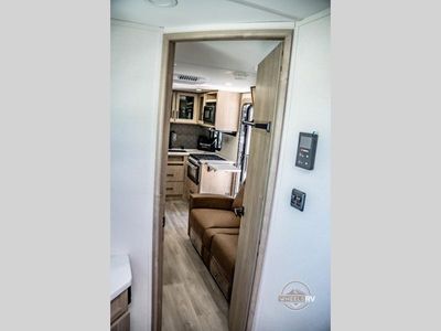 2026 Grand Design Imagine XLS - Photo 19