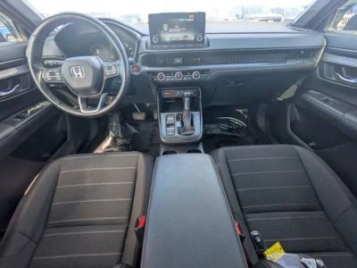 2023 Honda CR-V Hybrid — photo 11 view