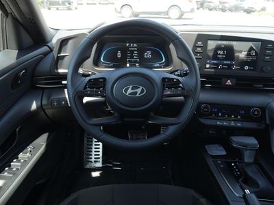 2026 Hyundai Elantra - Photo 33