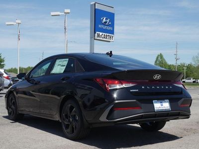 2026 Hyundai Elantra - Photo 14