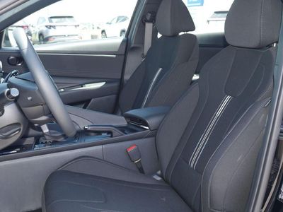 2026 Hyundai Elantra - Photo 30