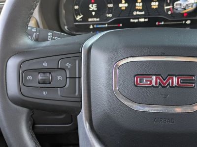 2024 GMC Yukon XL - Photo 16
