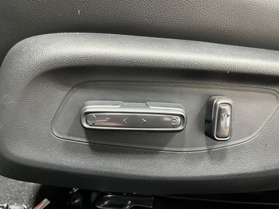 2026 Honda Civic Sedan Hybrid - Photo 13
