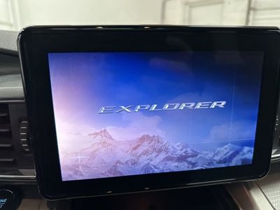 2022 Ford Explorer - Photo 13