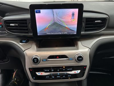 2022 Ford Explorer - Photo 16