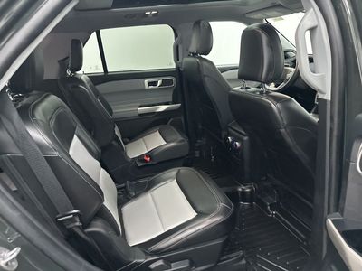 2022 Ford Explorer - Photo 23