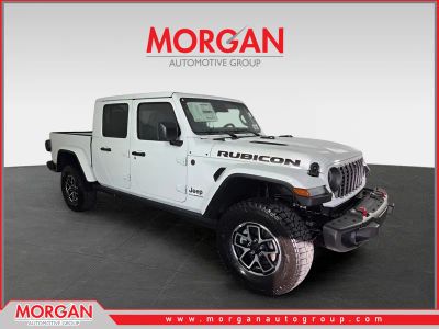 2026 Jeep Gladiator Rubicon in White/off-white — front three-quarter view