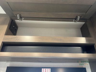 2025 Dynamax Isata 5 — photo 23 view