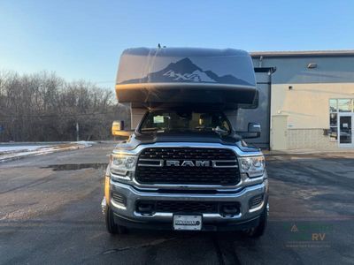 2025 Dynamax Isata 5 — side profile view