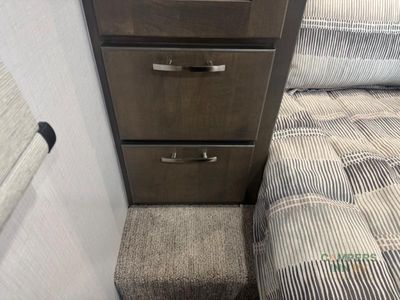 2025 Dynamax Isata 5 — photo 47 view