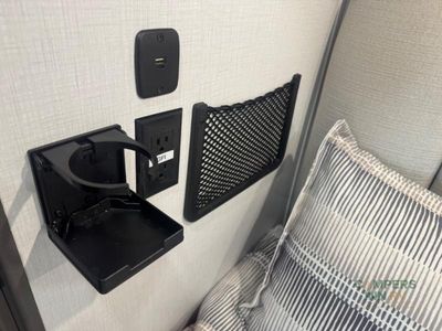 2025 Dynamax Isata 5 — photo 50 view