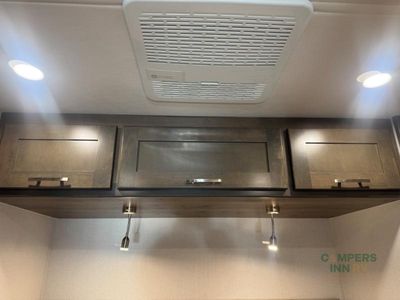 2025 Dynamax Isata 5 — photo 43 view