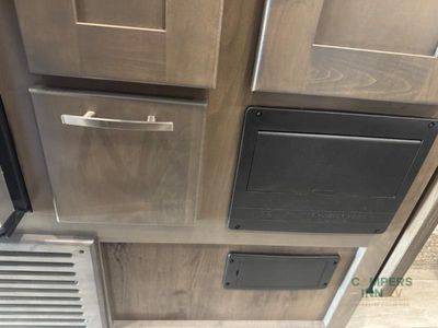 2025 Dynamax Isata 5 — photo 33 view