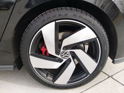 2024 Volkswagen Golf GTI - Photo 10