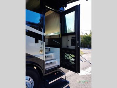 2023 Tiffin Motorhomes Phaeton - Photo 29
