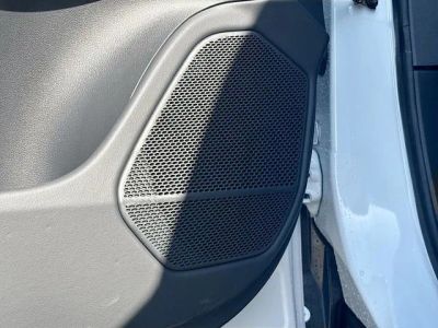 2026 Lexus RX — photo 25 view