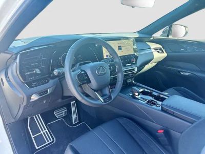 2026 Lexus RX — photo 27 view