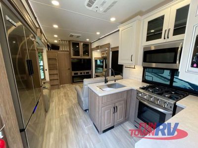 2024 Alliance RV Paradigm - Photo 8