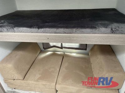 2025 Gulf Stream RV Yellowstone Ranch Edition - Photo 35