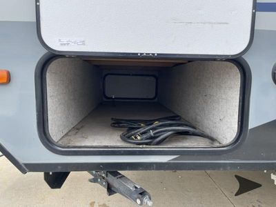 2021 Coachmen RV Apex - Photo 10