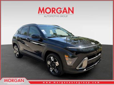 2024 Hyundai Kona SEL in Black — front three-quarter view