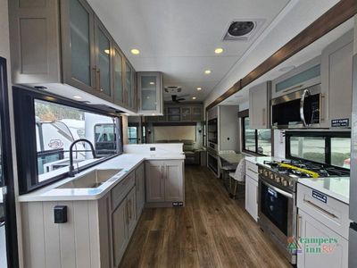 2026 Alliance RV Paradigm - Photo 6