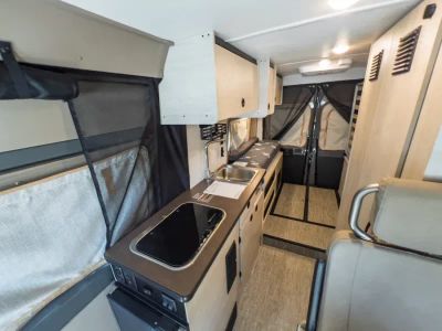 2027 Winnebago SOLIS — photo 9 view