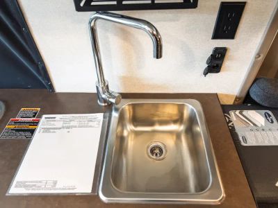 2027 Winnebago SOLIS — photo 12 view