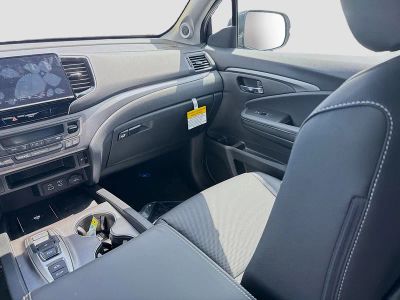 2026 Honda Ridgeline — photo 18 view