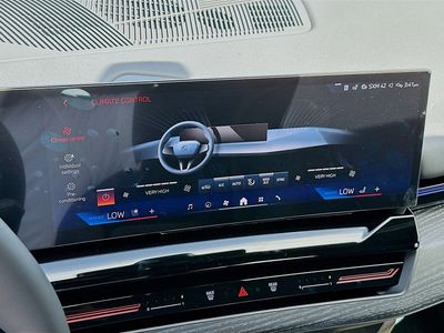 2026 BMW 5 Series — photo 13 view