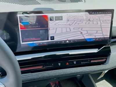 2026 BMW 5 Series — photo 10 view
