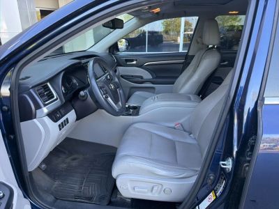 2016 Toyota Highlander - Photo 5