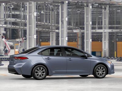 2026 Toyota Corolla Hybrid — photo 11 view