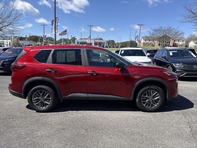 2025 Nissan Rogue - Photo 4