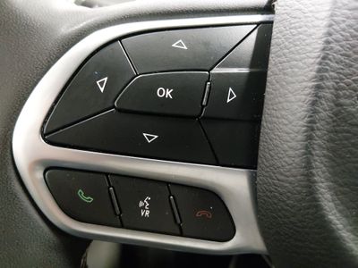 2023 Chrysler Voyager - Photo 17