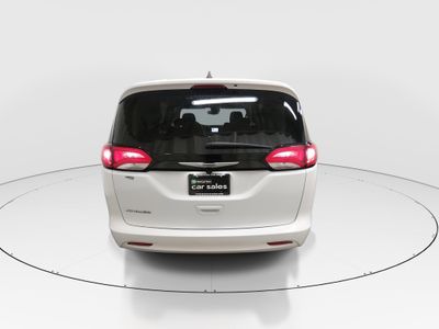 2023 Chrysler Voyager - Photo 6