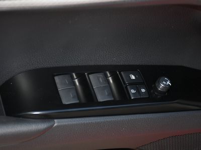 2026 Toyota Camry - Photo 6