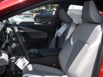 2026 Toyota Camry - Photo 7