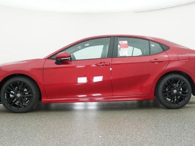2026 Toyota Camry - Photo 18
