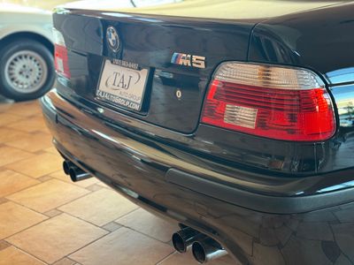 2002 BMW M5 — photo 28 view