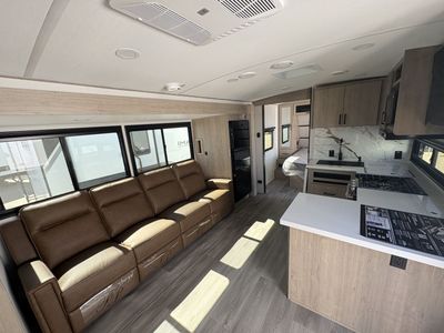 2026 Grand Design IMAGINE - Photo 27