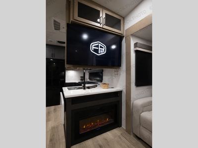 2026 Forest River Rockwood Signature - Photo 5