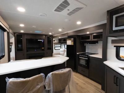 2026 Rockwood Ultra Lite - Photo 2