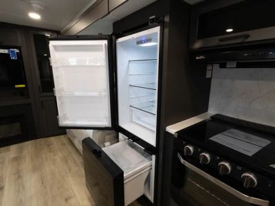 2026 Rockwood Ultra Lite - Photo 8