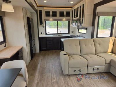 2027 Forest River RV Sabre — photo 17 view