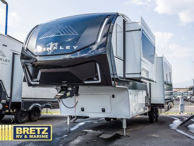2026 Brinkley Model Z - Photo 2